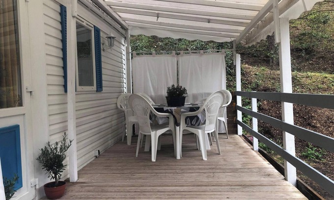 Saint-Jean-de-Valeriscle Casa | Homerez - Bungalow in Saint-Jean-de-Valériscle