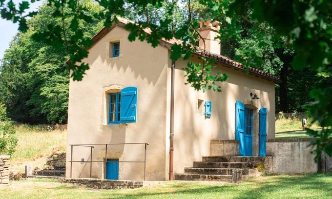 Cons-la-Grandville Casa | Homerez - Amazing house for 2 ppl. with terrace at Cons-la-Grandville