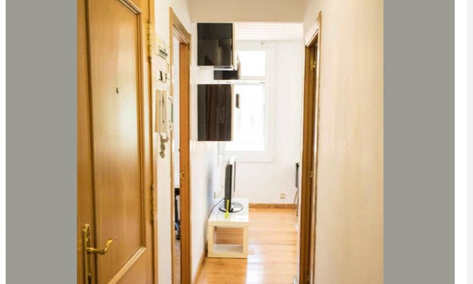 La Coruna Apartamento | Homerez - Amazing appartement 1 km away from the beach for 5 ppl. with jacuzzi