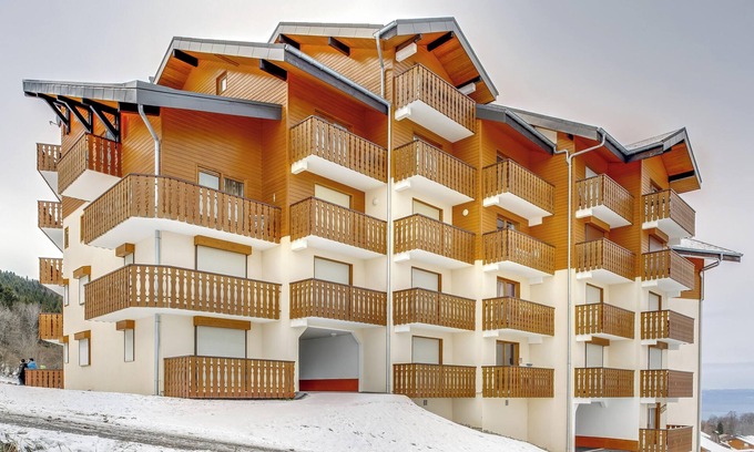 Thollon-les-Memises Apartamento | Homerez - Apartamento Thollon, lago