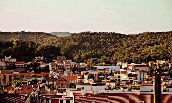 Arbucies Apartamento | Homerez - Apartment in Arbúcies with pool