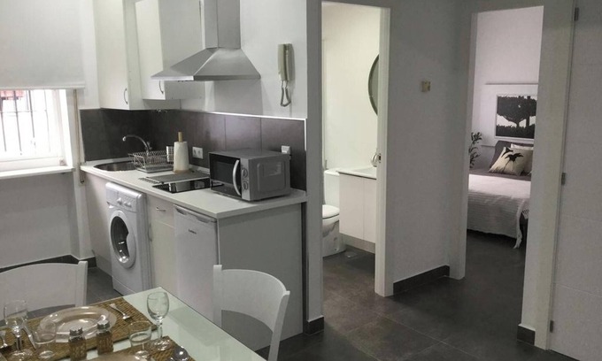 Distrito Sur Apartamento | Homerez - Apartamento en Córdoba, balcón.