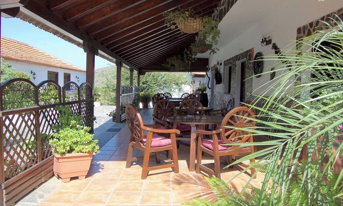 Los Silos Apartamento | Homerez - Apartamento en Los Silos con terraza