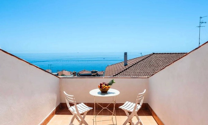 Aci Trezza Apartamento | Homerez - Apartamento en Aci Castello