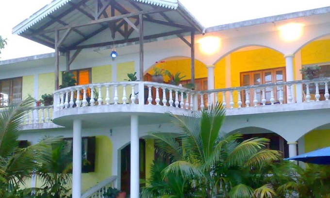 Riambel Apartamento | Homerez - Apartamento a 1 km de la playa para 7 pers. con piscina en Riambel
