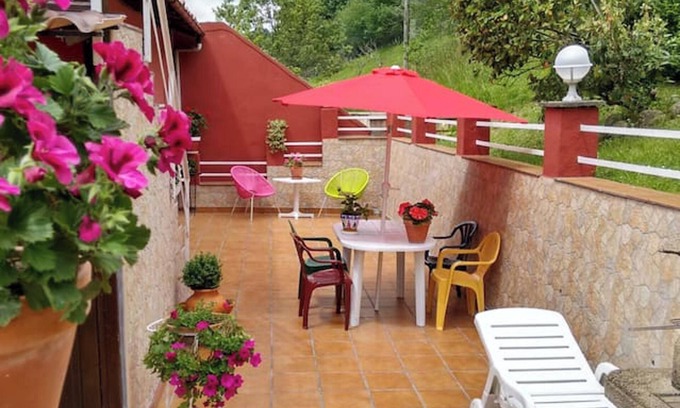 Villamayor Apartamento | Homerez - Apto. Villamayor + vista montaña