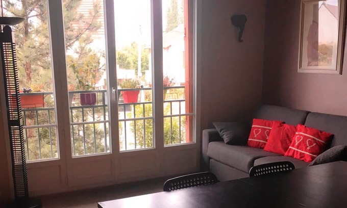 Deuil-la-Barre Apartamento | Homerez - Bonito estudio para 2 pers. en Deuil-la-Barre