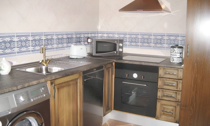 Hueva Apartamento | Homerez - Beautiful apartement for 6 ppl. at Hueva