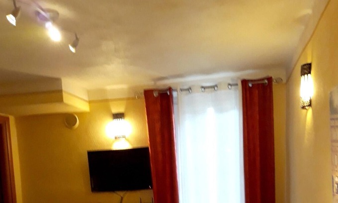 Borgo Venezia Apartamento | Homerez - Bonito apartamento para 3 pers. con terraza en Verona