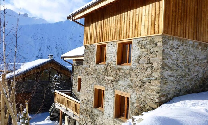 Le Villard Chalet De Esquí | Homerez - Big chalet 2 km away from the slopes for 14 ppl. with sauna and hammam