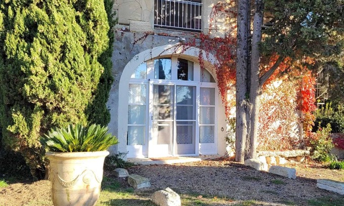 Albaron Apartamento | Homerez - Apartamento en Arles