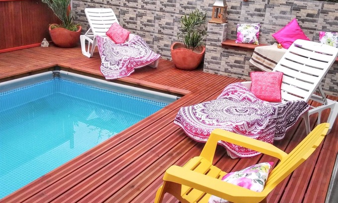 Saint-Pierre De La Reunion Casa | Homerez - Bungalow in Saint Pierre