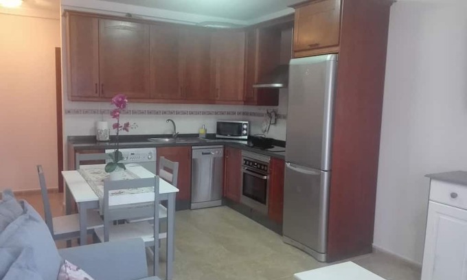 La Restinga Apartamento | Homerez - ¡A 200 m de la playa! Bonito apartamento para 4 pers.