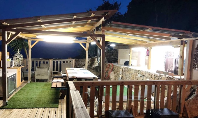 Olmeto Chalet De Esquí | Homerez - Chalet for 5 ppl. with swimming-pool, sea view and terrace at Olmeto