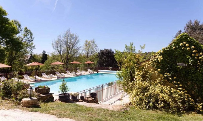 Sarlat-la-Caneda Chalet De Esquí | Homerez - Chalet en Sarlat-la-Canéda