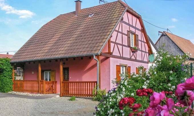 Stotzheim Casa | Homerez - Casa encantadora en Stotzheim con jardín y terraza