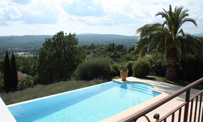 Montauroux Villa | Homerez - Villa encantadora con piscina privada en Montauroux