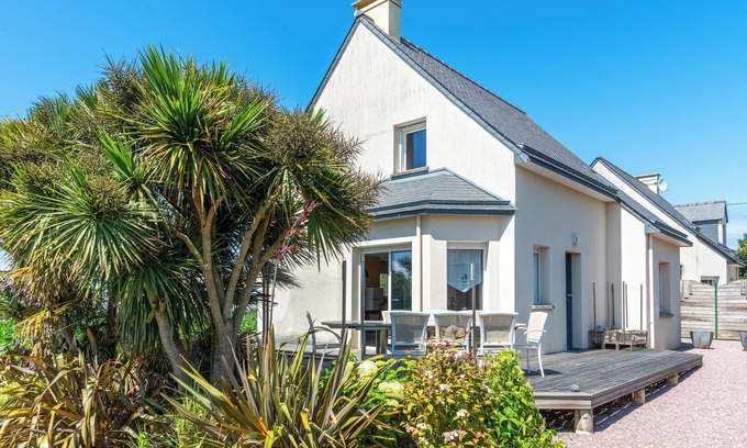 Plurien Casa | Homerez - Casa confortable en Plurien con hammam