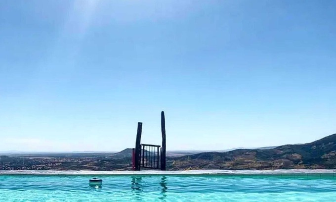 Cañamero Casa | Homerez - Casa cálida en Cañamero con piscina