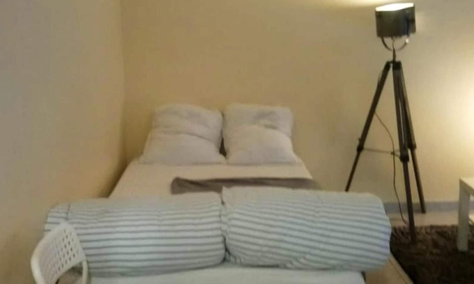 Les Pavillons-sous-Bois Apartamento | Homerez - Bonito apartamento para 2 pers. con terraza en Les Pavillons-sous-Bois