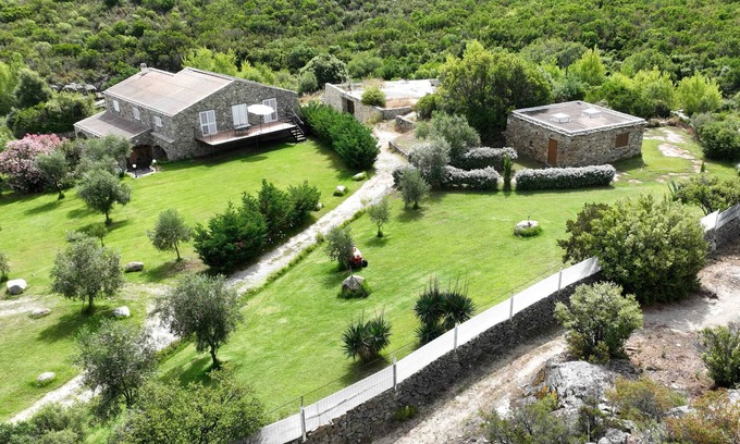 Santo-Pietro-di-Tenda Casa | Homerez - Casa en Santo-Pietro-di-Tenda