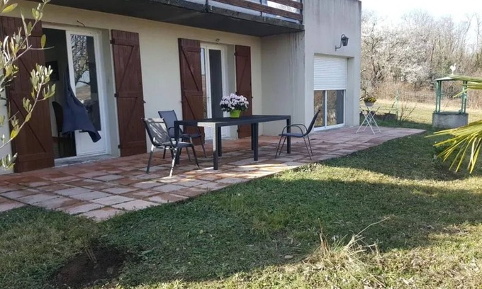 Les Martres-de-Veyre Apartamento | Homerez - Casa Les Martres-de-Veyre