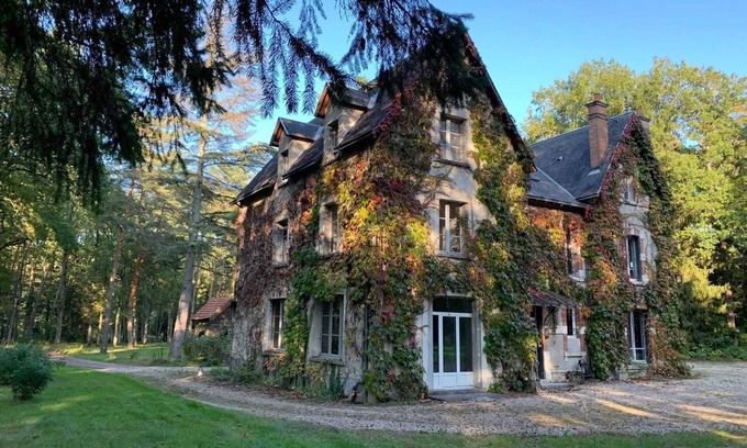 Neuvy-sur-Barangeon Casa | Homerez - Casa en Neuvy-sur-Barangeon