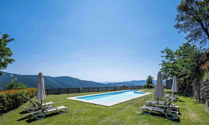 Mondim de Basto Casa | Homerez - Bonita casa para 4 pers. con piscina compartida en Vilar de Ferreiros