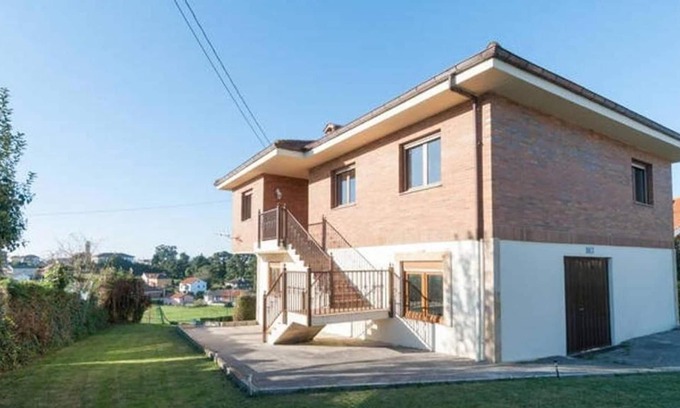 Pedrena Casa | Homerez - Casa a 1 km de la playa para 6 pers. con vistas al mar en Pedreña