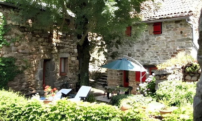 Dompnac Casa | Homerez - Casa en Dompnac, vista a la montaña