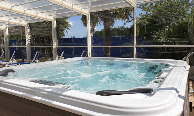 Meursac Casa | Homerez - Casa en Meursac con piscina