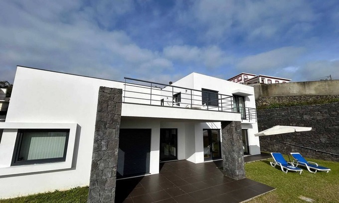 Angra do Heroismo Casa | Homerez - Casa Angra do Heroísmo