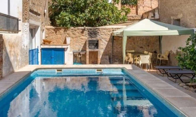 Murchas Casa | Homerez - Casa moderna con piscina privada en Murchas