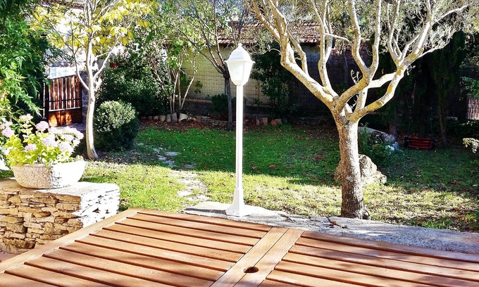 Revest-des-Brousses Casa | Homerez - Bonita casa para 4 pers. con jardín y terraza en Revest-des-Brousses