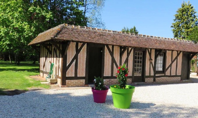 Souvigny-en-Sologne Casa | Homerez - Nice house for 2 ppl. with garden and terrace at Souvigny-en-Sologne