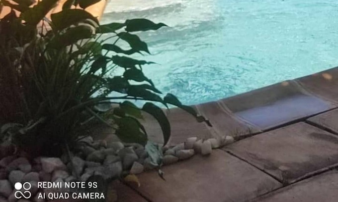 Porto-Novo Apartamento | Homerez - Apartamento para 6 pers. con piscina compartida y jardín en Porto-Novo