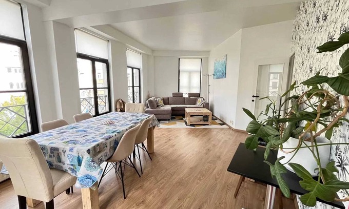 Quartier du Centre - Centrumwijk Apartamento | Homerez - Apartamento Pentágono, Bruselas