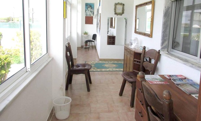Sobral de Monte Agraco Casa | Homerez - House for 6 ppl. with garden and terrace at Sobral de Monte Agraço