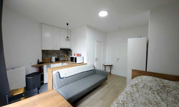 Saint-Josse-ten-Noode Apartamento | Homerez - Estudio en Saint-Josse-ten-Noode