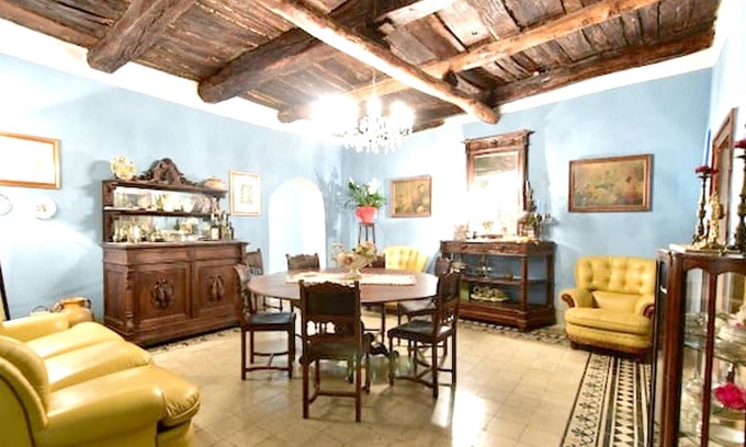Francolise Casa | Homerez - Casa para 6 pers. con vistas al mar, jardín y terraza en Francolise