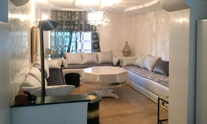 Ain Sebaa Casa | Homerez - Espaciosa casa para 4 pers. con terraza en Casablanca