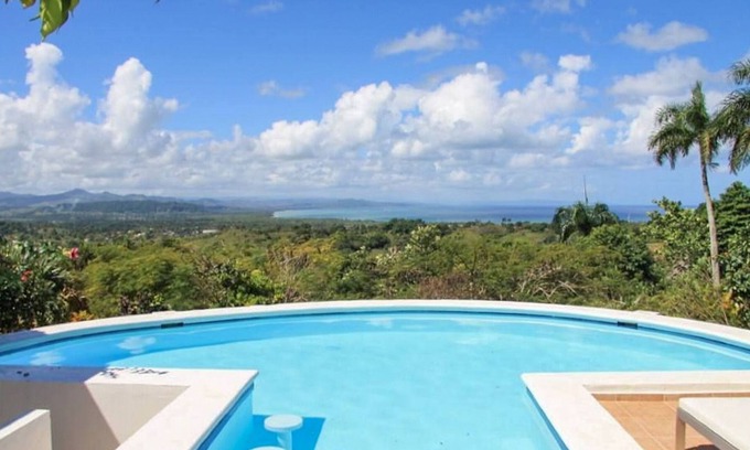 Hacienda De La Luna Villa | Homerez - Villa a 1 km de la playa para 8 pers. con piscina en Rio San Juan