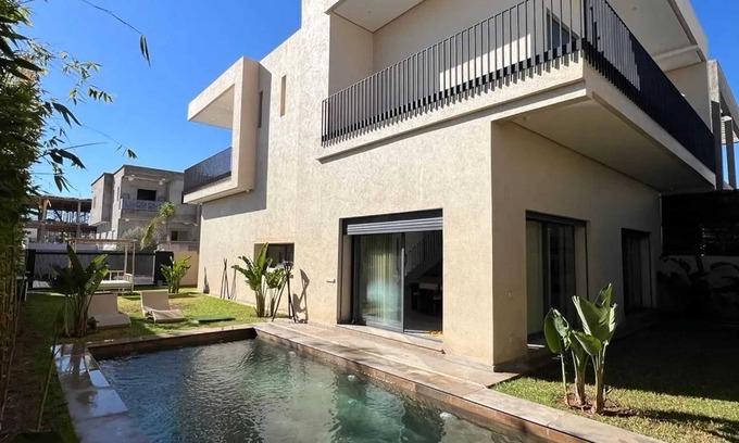 Tassoultante Villa | Homerez - Amplia villa en Marrakech con piscina privada