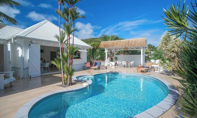 Le Robert Villa | Homerez - Espaciosa Villa en Hyacinthe