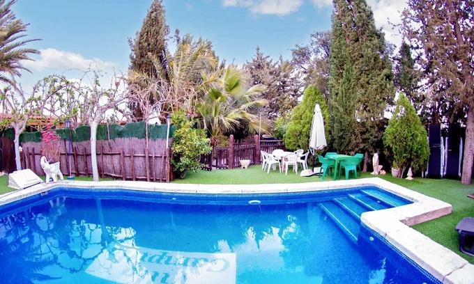 Algaida Villa | Homerez - Villa espaciosa con piscina privada en Archena