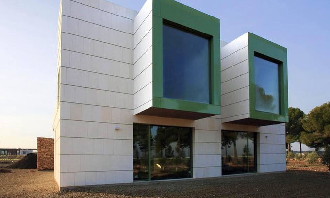 Argamasilla de Alba Apartamento | Homerez - Estudio para 2 pers. con piscina compartida en Argamasilla de Alba