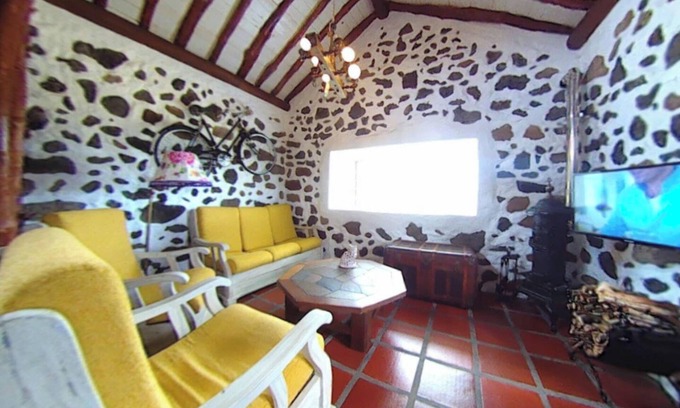 Sao Bras Casa | Homerez - Estudio Praia da Vitória