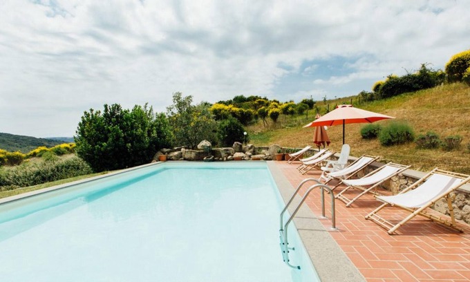 Santa Fiora Villa | Homerez - Espectacular villa para 14 pers. con piscina y terraza en Santa Fiora