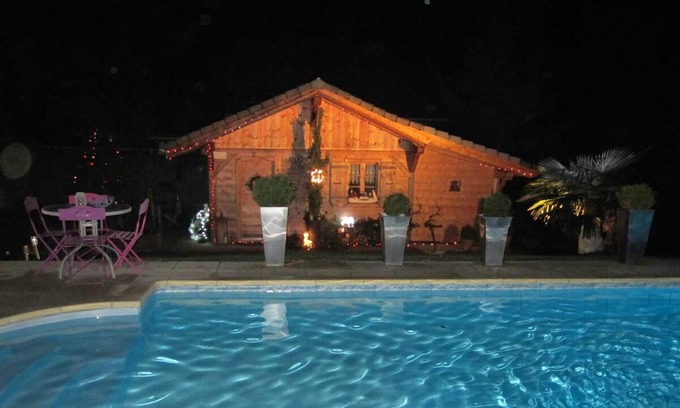 Allinges Villa | Homerez - Villa para 2 pers. con piscina, sauna, jardín y terraza en Allinges