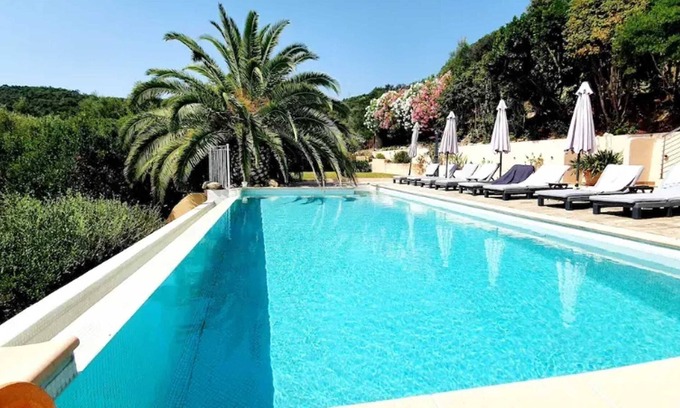 Sari-Solenzara Villa | Homerez - Villa en Sari-Solenzara